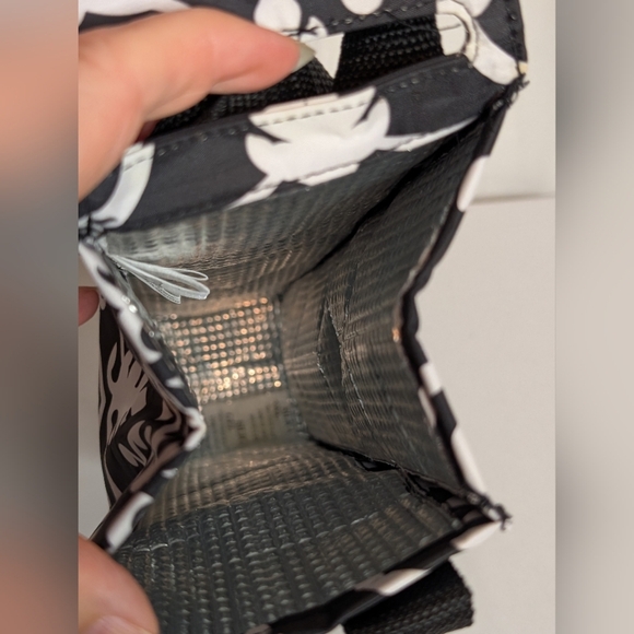 Thirty-One Black and White Scroll Insulated Wine Beverage Tote EUC - Picture 6 of 6